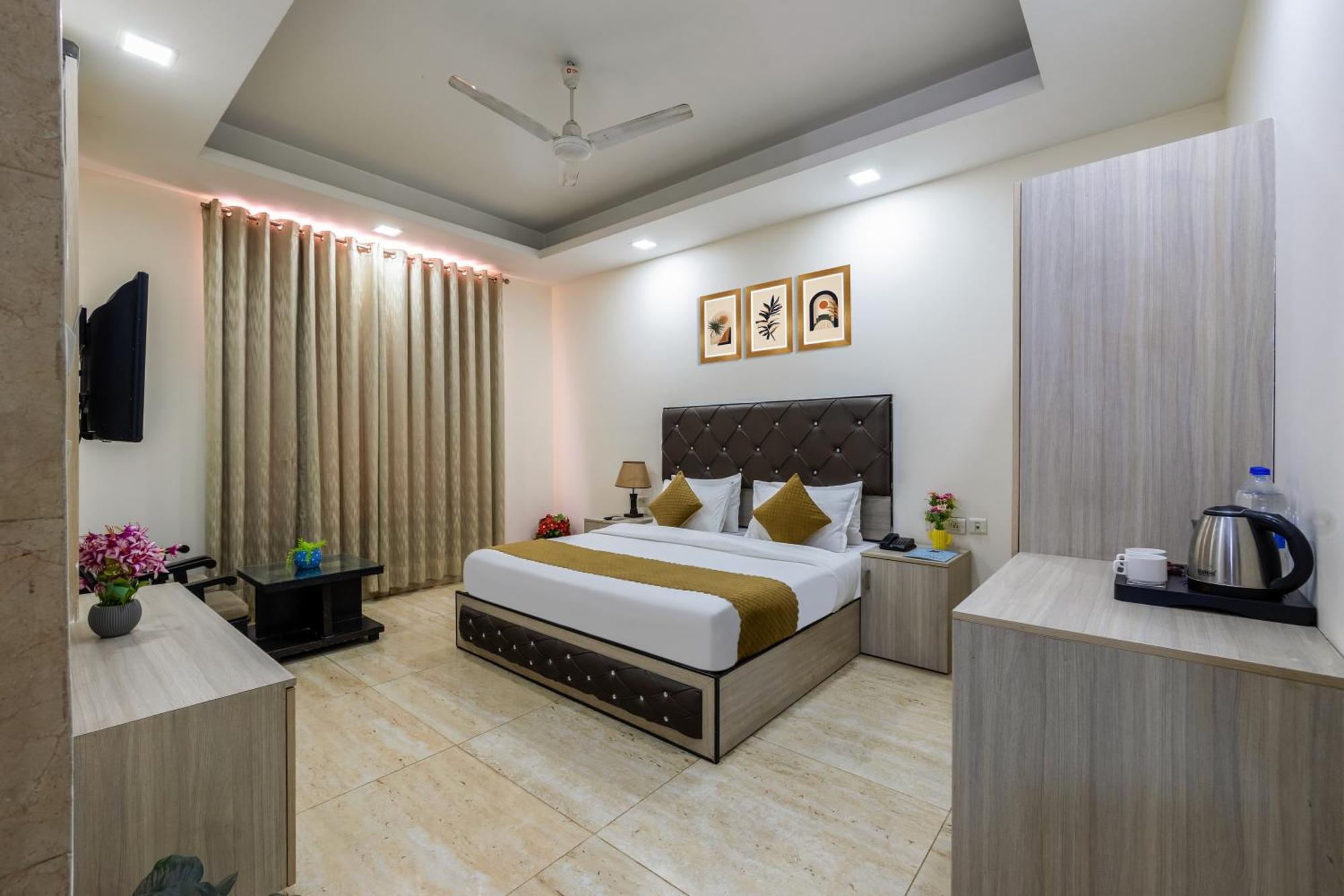 Kabul Hotel By Nexhub Palace - Medanta 구르가온 외부 사진