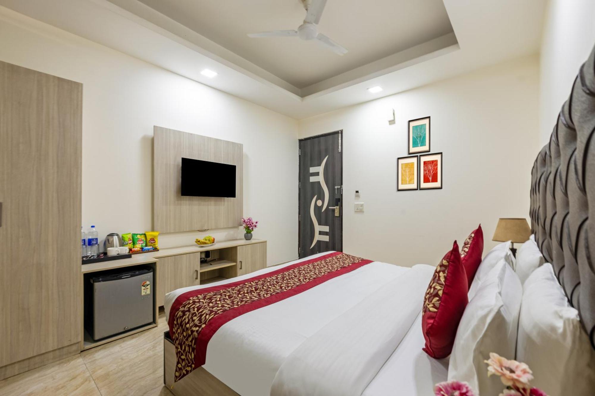 Kabul Hotel By Nexhub Palace - Medanta 구르가온 외부 사진